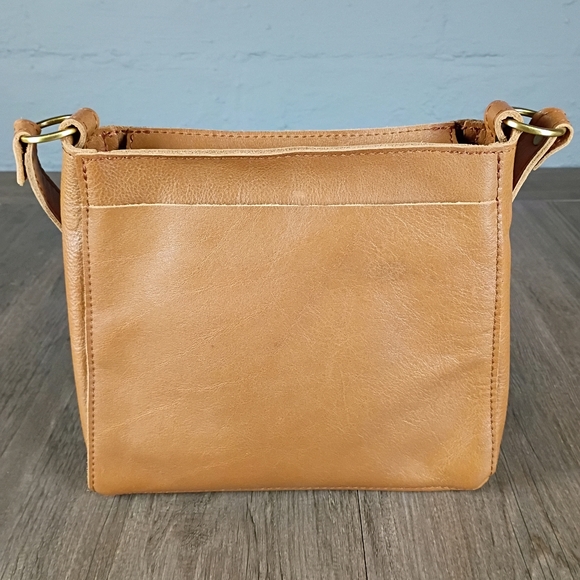 Portland Leather Triangle Bag in Shortbread - Picture 3 of 12